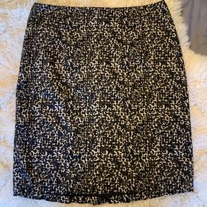 Ann Taylor Women's Black White & Green Pattern Mini Skirt Size 12P